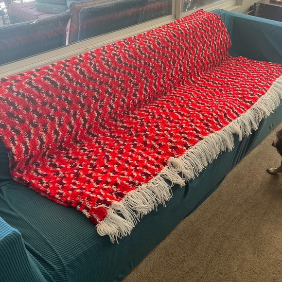 VINTAGE Hand knit large afghan blanket|80x82 - Picture 2 of 9